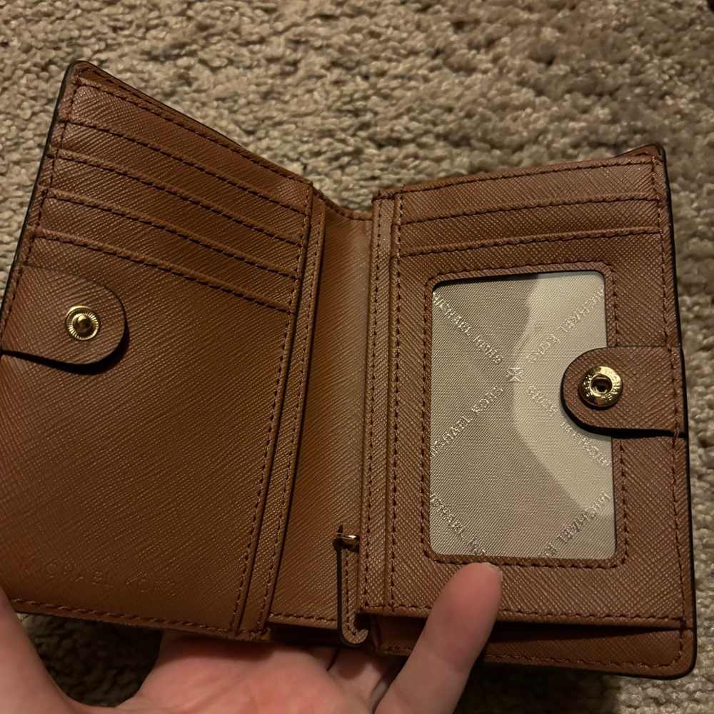 Michael Kors wallet new without tags